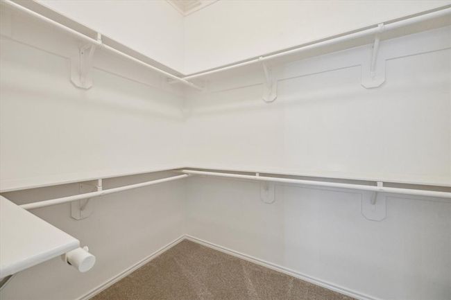 Master closet | Image 15