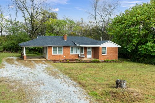 1405 Hartsville Pike, Gallatin, TN, 37066-4728 | Card Image