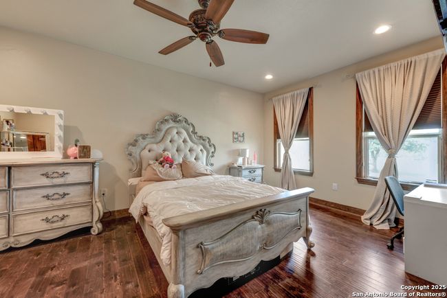 21151 Hickman Rd, House other with 3 bedrooms, 4 bathrooms and null parking in Von Ormy TX | Image 28