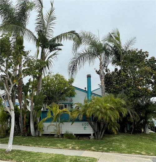 600 Orchid Ave, Corona del Mar, CA, 92625-2425 | Card Image