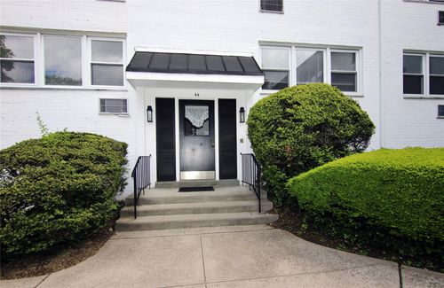 apt-b-44 Avon Cir, Rye Brook, NY, 10573-2011 | Card Image