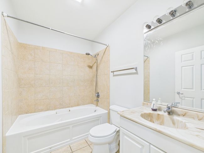 APT-506 - 8 W Monroe St, Condo with 2 bedrooms, 1 bathrooms and null parking in Chicago IL | Image 13