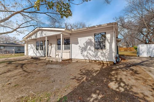 1917 Ida St, Arlington, TX, 76010-3104 | Card Image