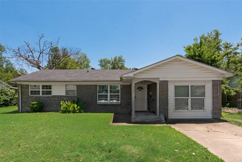 520 E Tyler St, Richardson, TX, 75081-3425 | Card Image