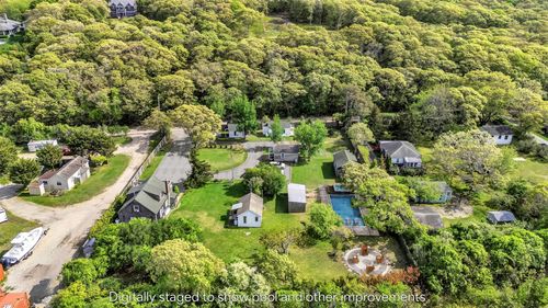 18 N Shore Rd, Montauk, NY, 11954-5074 | Card Image