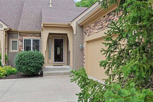 14113 Summit St, Olathe, KS, 66062-5194 | Card Image