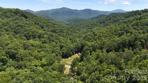 204 Rush Creek Rd, Black Mountain, NC, 28711-9667 | Card Image