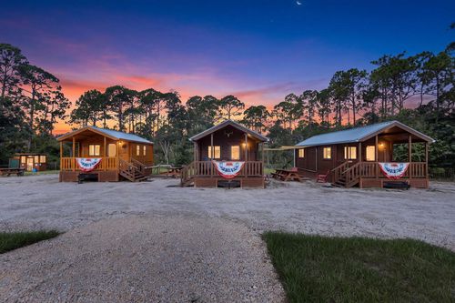 1033 Highway 51 Ne, STEINHATCHEE, FL, 32359-2609 | Card Image