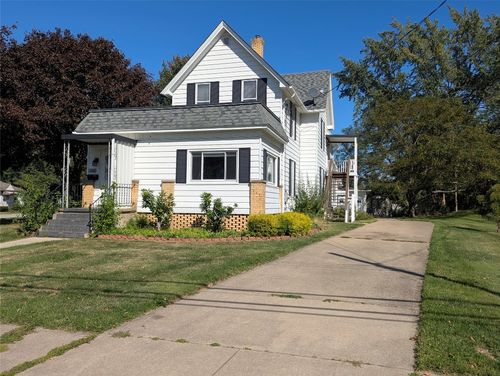 2303 Lake St, Lake City, PA, 16423-1324 | Card Image