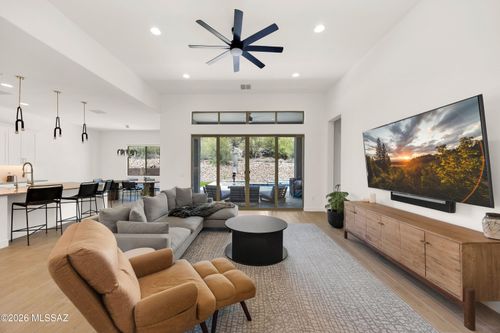 13477 N Mariposa Lily Drive, Oro Valley, AZ, 85755 | Card Image