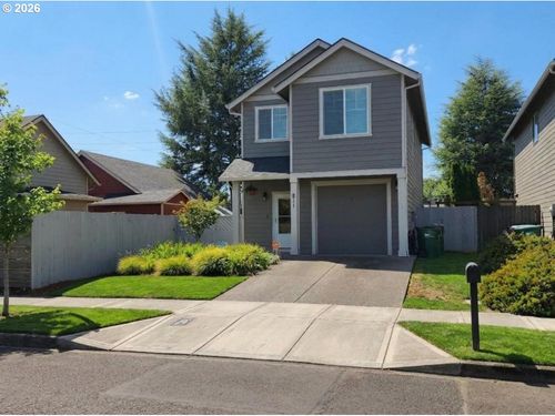 811 S Willamette St, Newberg, OR, 97132-3638 | Card Image