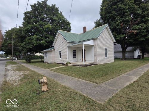 320 E 7th St, Lapel, IN, 46051-9513 | Card Image