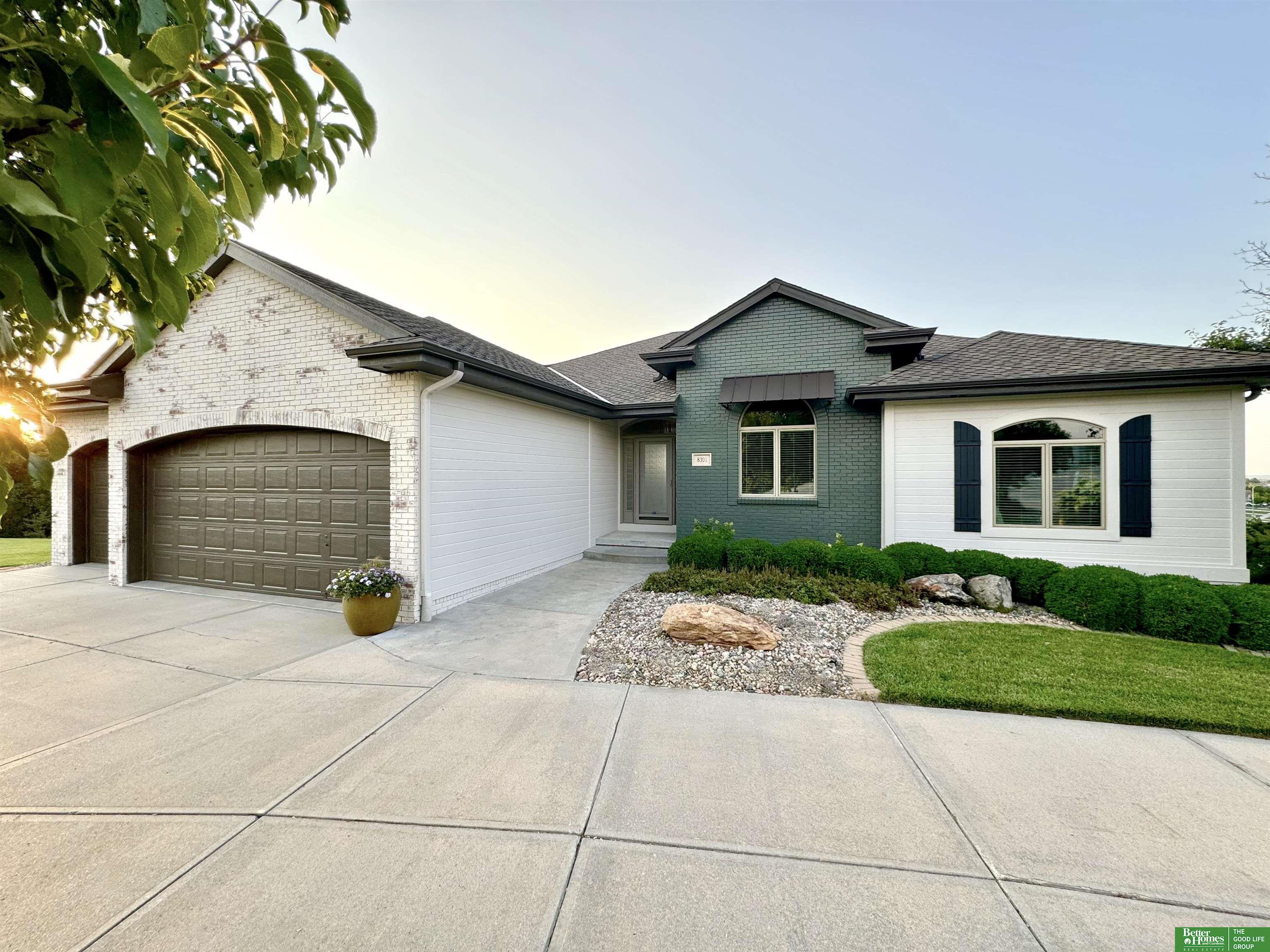 123rd Cir, Omaha, NE 68142