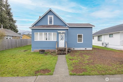 912 E 4th St, Port Angeles, WA, 98362-4109 | Card Image
