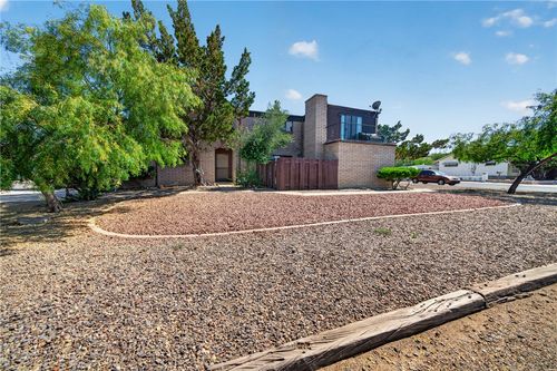 2004 Pasadena Ave, Kingman, AZ, 86401-4674 | Card Image