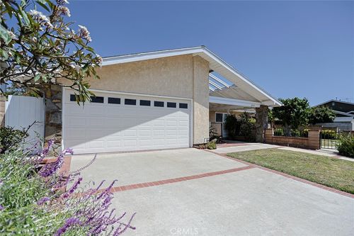 16404 Ponderosa St, Fountain Valley, CA, 92708-1950 | Card Image