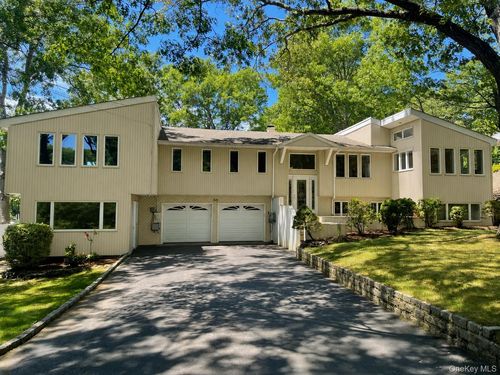 60 Winston Drive, Smithtown, NY, 11787 | Card Image
