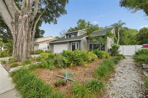 4712 Deerwalk Ave, TAMPA, FL, 33624-2102 | Card Image