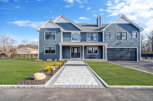 665 Mount Sinai Coram Rd, Mount Sinai, NY, 11766-1836 | Card Image