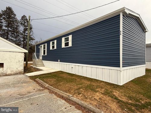 46 Mockingbird Ln, PHOENIXVILLE, PA, 19460-2217 | Card Image