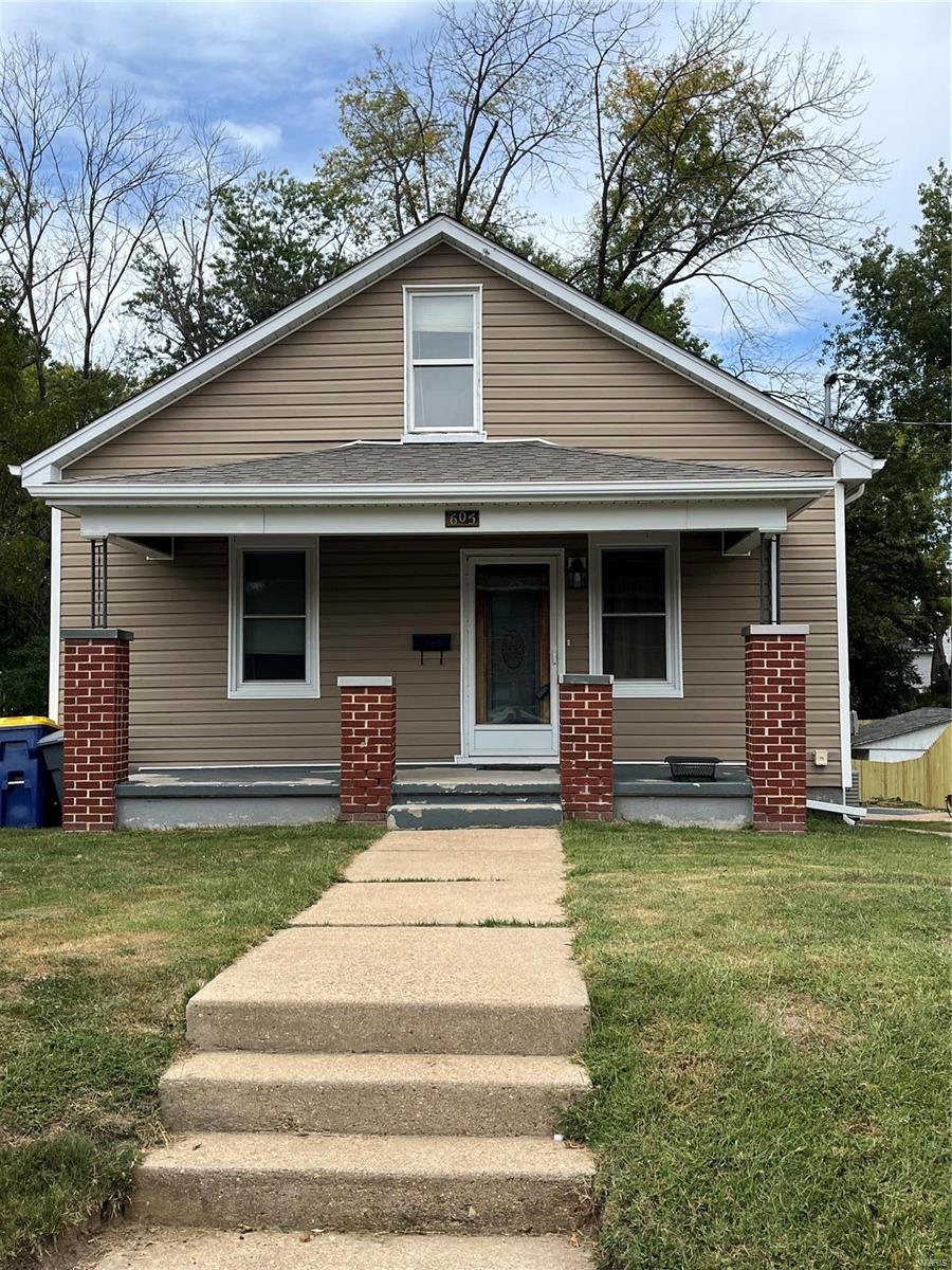 Fulton St, Washington, MO 63090