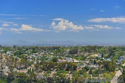 5681 Desert View Dr, La Jolla, CA, 92037 | Card Image