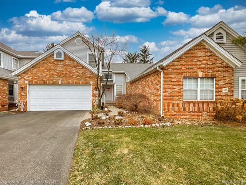 1144 Fairways Blvd, Troy, MI, 48085-6112 | Card Image