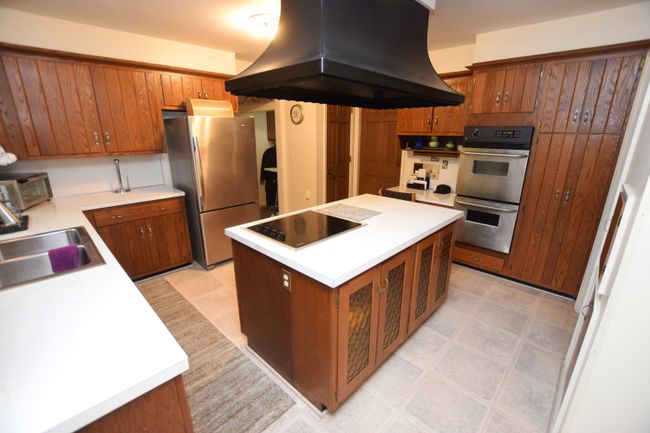 6196 Sierra Pass, House other with 5 bedrooms, 3 bathrooms and null parking in Flint MI | Image 11