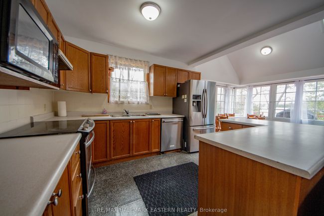 1682 Poplar Point Rd S, House other with 3 bedrooms, 1 bathrooms and 2 parking in Selwyn ON | Image 4