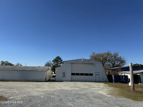 1120 L T Hardee Rd, Greenville, NC, 27858-7715 | Card Image