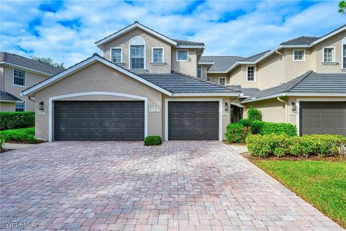 apt-201-7127 Blue Juniper Ct, NAPLES, FL, 34109-7869 | Card Image