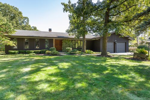 8N465 Shady Ln, Elgin, IL, 60124-8510 | Card Image