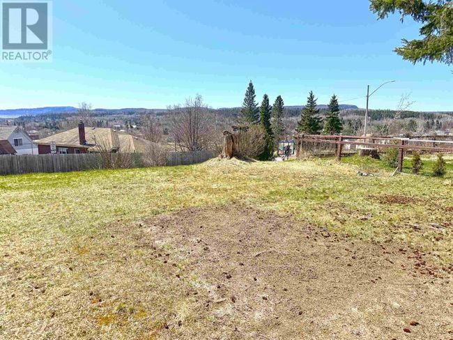 141 Mckirdy Ave, Home with 2 bedrooms, 1 bathrooms and null parking in Nipigon ON | Image 45