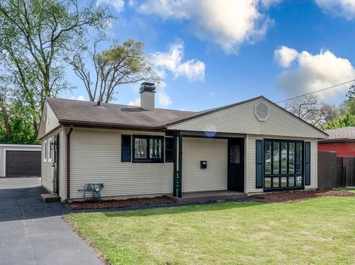 627 Bridget Pl, Wheeling, IL, 60090-4640 | Card Image