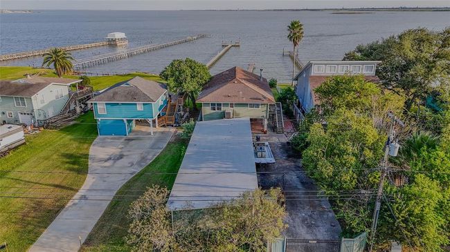 1437 John St, House other with 2 bedrooms, 3 bathrooms and null parking in San Leon TX | Image 10