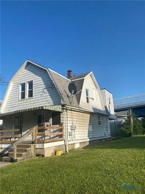 44 Greenwood Ave, Toledo, OH, 43605-2216 | Card Image