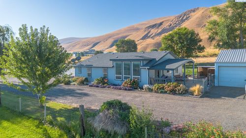 14204 W Yakitat Pl, Benton City, WA, 99320 | Card Image