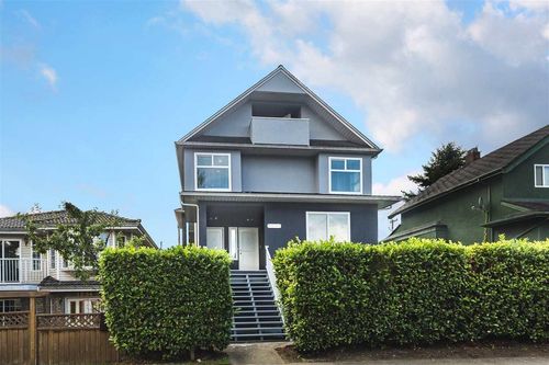 1222 E 12th Ave, Vancouver, BC, V5T2J9 | Card Image