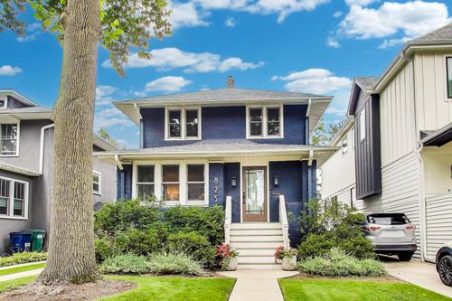 825 Woodbine Ave, Oak Park, IL, 60302-1514 | Card Image