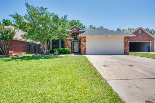 4215 Crossgate Ct, Arlington, TX, 76016-4224 | Card Image