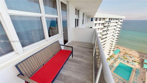 ph14-3725 S Ocean Dr, Hollywood, FL, 33019-2913 | Card Image