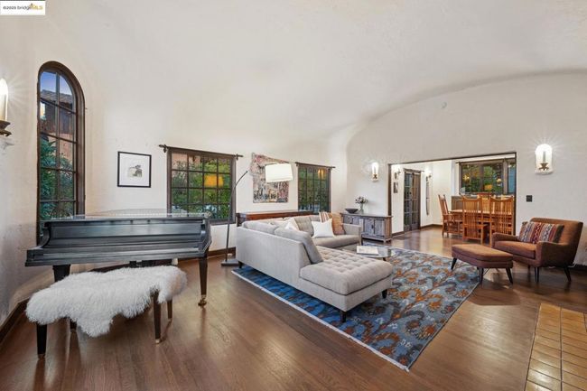 1386 Euclid Ave, House other with 4 bedrooms, 2 bathrooms and 1 parking in Berkeley CA | Image 11