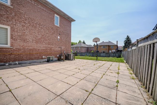 48 Brookshill Cres, House other with 7 bedrooms, 6 bathrooms and 11 parking in Richmond Hill ON | Image 38