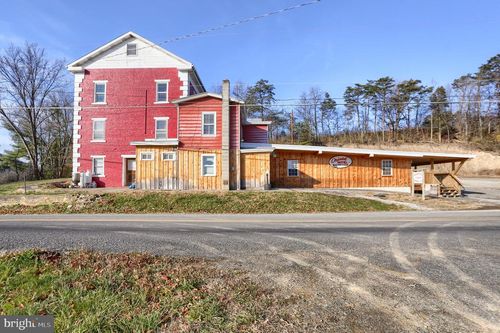 3095 Turkey Valley Rd, MOUNT PLEASANT MILLS, PA, 17853-7980 | Card Image