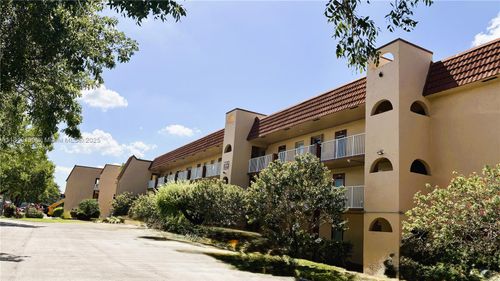 apt-108-2741 N Pine Island Rd, Sunrise, FL, 33322-2200 | Card Image