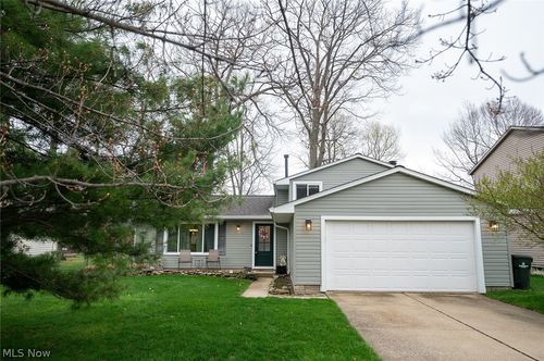 5799 Springwood Ct, Mentor-on-the-Lake, OH, 44060-2814 | Card Image