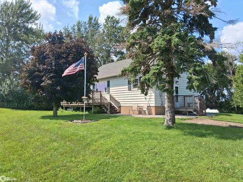 12020 Raven Ave, Mason City, IA, 50401-9373 | Card Image