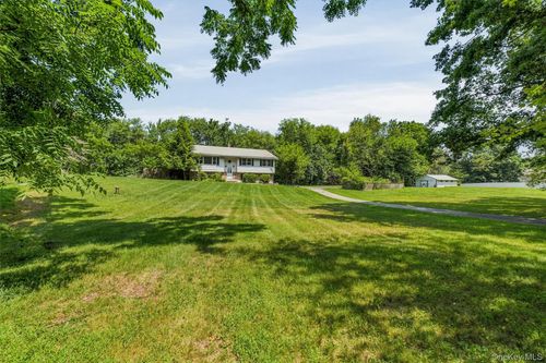 255 Woodcock Mountain Rd, Salisbury Mills, NY, 12577-5208 | Card Image