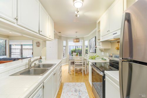 305 Silvio Ln, Novato, CA, 94947-5125 | Card Image