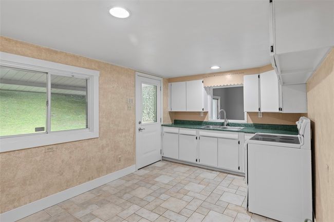 1082 N Boundary Rd, House other with 3 bedrooms, 1 bathrooms and 3 parking in Cranberry Twp PA | Image 27